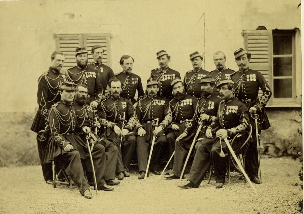普仏戦争期のフランス軍の騎兵および歩兵科の将校の集合写真です。1860