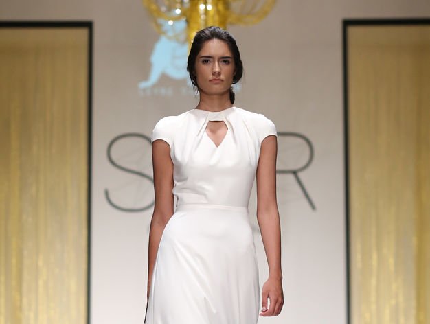 Sur fashion Experience 2018 | Leyre Valiente presenta su colección nupcial para novias actuales, creando diseños etéreos donde prima la sencillez y la comodidad. No te pierdas la galería de este desfile.
.
.
.
<a href="/SurFashionExp/">SURFashionExperience</a> <a href="/DressCodeCom/">Dress Code</a> <a href="/LeyreValiente/">Leyre Valiente</a> 
 wappi.click/0hqon2