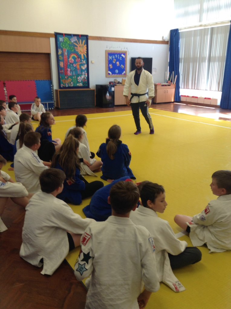 Year6CLS_CE's tweet photo. Great judo session today with @destinationjudo https://t.co/YEe9K2dIfE