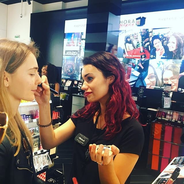 OuiBeat's tweet photo. #troughbackthursday Nous étions présents à l’ouverture de la boutique Sephora de Montpellier.
Soirée rythmée par un photocall, jeu concours et programme influenceuse(s) #socialmedia #socialwall #sephoralovesMonpellier https://t.co/KR9eVO2hIp