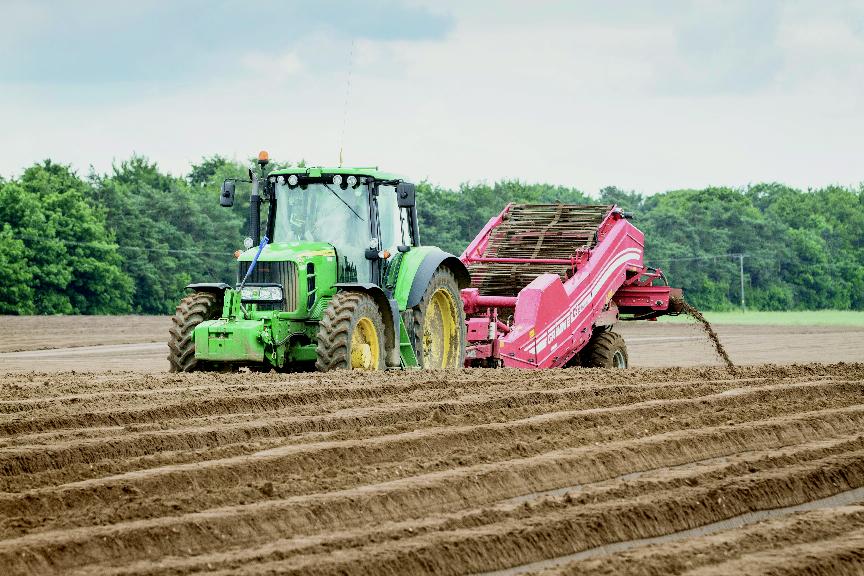 Sponsored: In the latest in our series ’The cost of production challenge’ we take a look at what each of our farmers are doing to keep costs low and efficiency high after the cold, wet spring. #Bayer #CostChallenge

fginsight.com/bayer-sponsore…