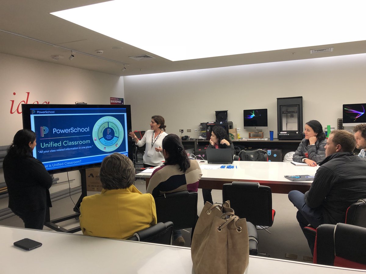 PSUGLATAM's tweet photo. @xnunezdp_tech sharing best practices in adopting a #LMS during #PSUGLatam at @ColegioFDR #FDRrocks @AASSA_SA #aassa https://t.co/nHj3BtCzKy