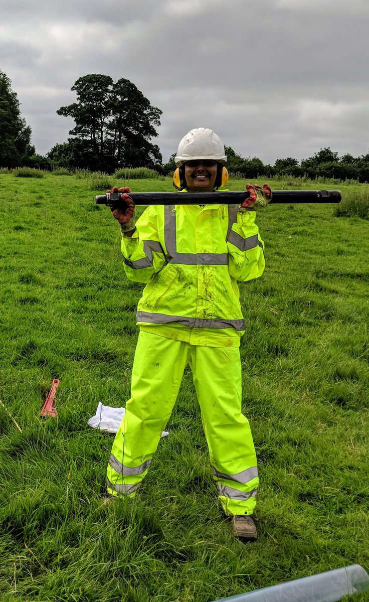 _affascinante_'s tweet photo. York Drilling Campaign, Day 2: Dr @mangalaakrm hard at work in the field! We're surrounded by sheep today, lots of company. @UoLGeography #LoveLincoln #PhDLife https://t.co/HZZmaddmZ0