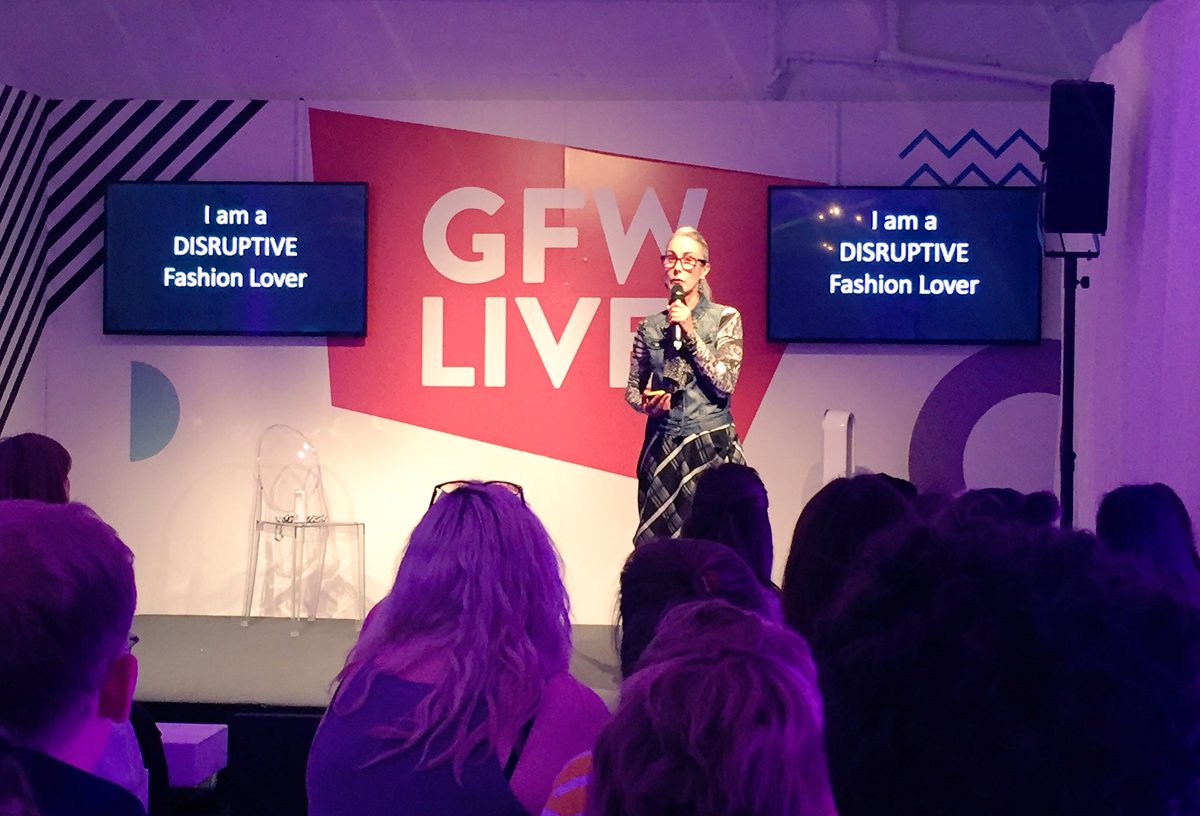 “I am a DISRUPTIVE Fashion Lover” #CarynFranklinOBE challenges the fashion world to embrace diversity and to build resilience and emotional intelligence in the sector. 🙌🏾✨ Great vision with the experience to back it up. #EmotionalIntelligence #WeAreGraduateFashionWeek