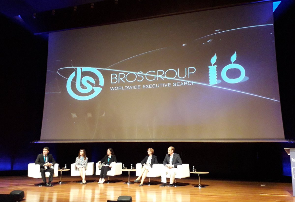 AntonioSagardoy's tweet photo. Se hace muy corto cuando compartes conocimiento sobre lo que te apasiona. #Intraemprendimiento #TalentDay18 Gracias a @sanitas @Chiesi_es @Endesa y @Calidad_Pascual @EquiposyTalento https://t.co/HLZuMPhlIB