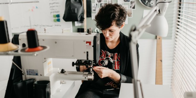 Whats your reason to #start a #webshop? Get inspired by OWNED BY #storeowner Linda 👉myonlinestore.com/blog/spotlight… #startup #onlinestore #onlineshop