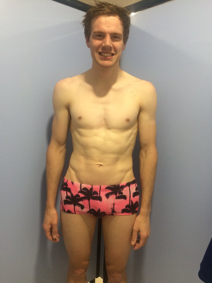 smithtri95's tweet photo. Swimming into another race week with my awesome new #poppalms @funkytrunks from their new #flyfree collection - check it out now for some amazing new prints πππ»ππ» #funkytrunks #fteamer #getfunkd #swimming #racing #newtrunks #lovethem #teamemgus #triathlete https://t.co/8aofaGe7F9