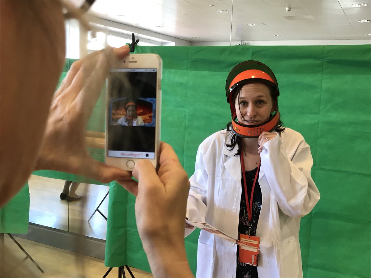 Barnaby97's tweet photo. Brilliant session with @NicolaDPaterson using the @DoInkTweets green screen app at todays @WeareXMA #M2M event kindly hosted by @fifecollege https://t.co/i1wtxs1Oy0