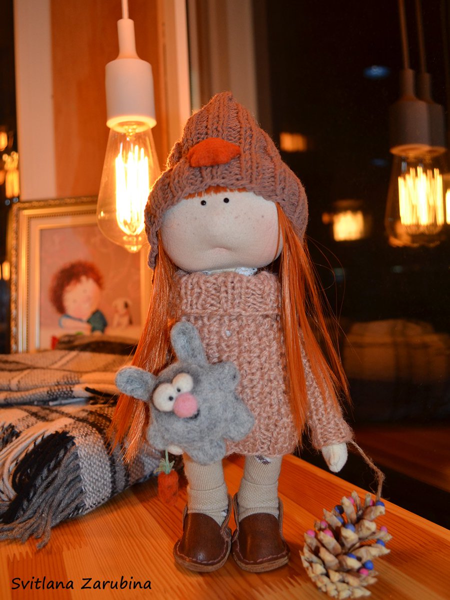 HMThingsPlace's tweet image. Textile Handmade Doll with Rabbit Brooch 👍❤️🐇
etsy.com/listing/599981…
#handmade #etsyshop #dolls #collectibles #decoration #interior #fabricdoll #tildadoll #gift