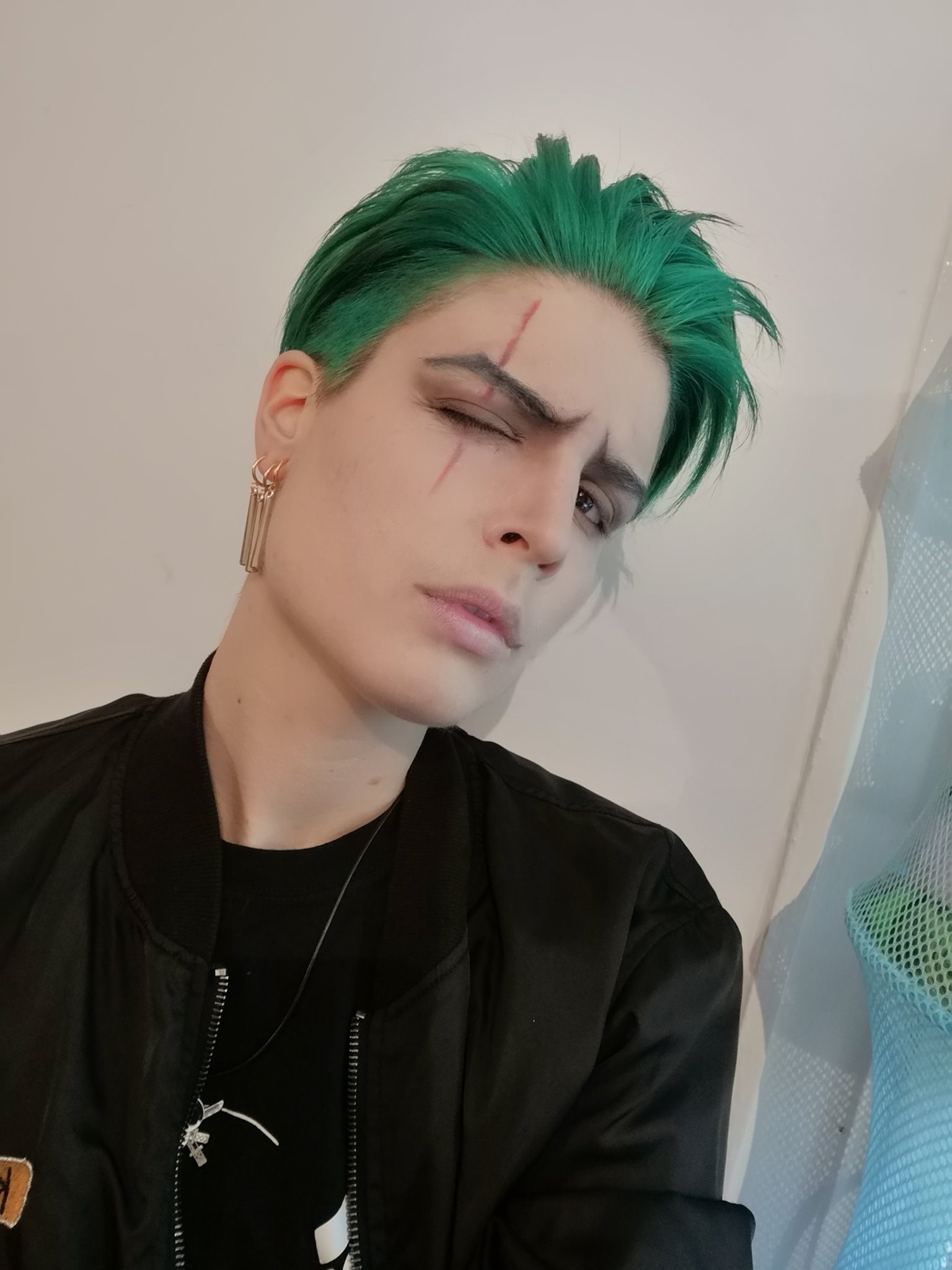Eiki on X: Since I dyed my hair I wanted to cosplay Zoro >< i just did a  different version cuz @killuatts still has my cosplay xD but tbh i really  liked