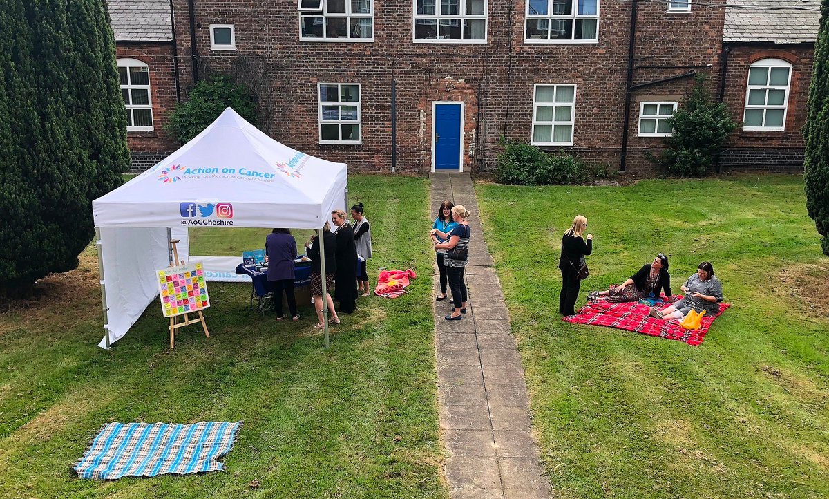 CheshireEastHPB's tweet photo. It's @AoCCheshire 's big lunch at the CCG today, having #JustOneConversation with staff about cancer https://t.co/jGZSJVZUan