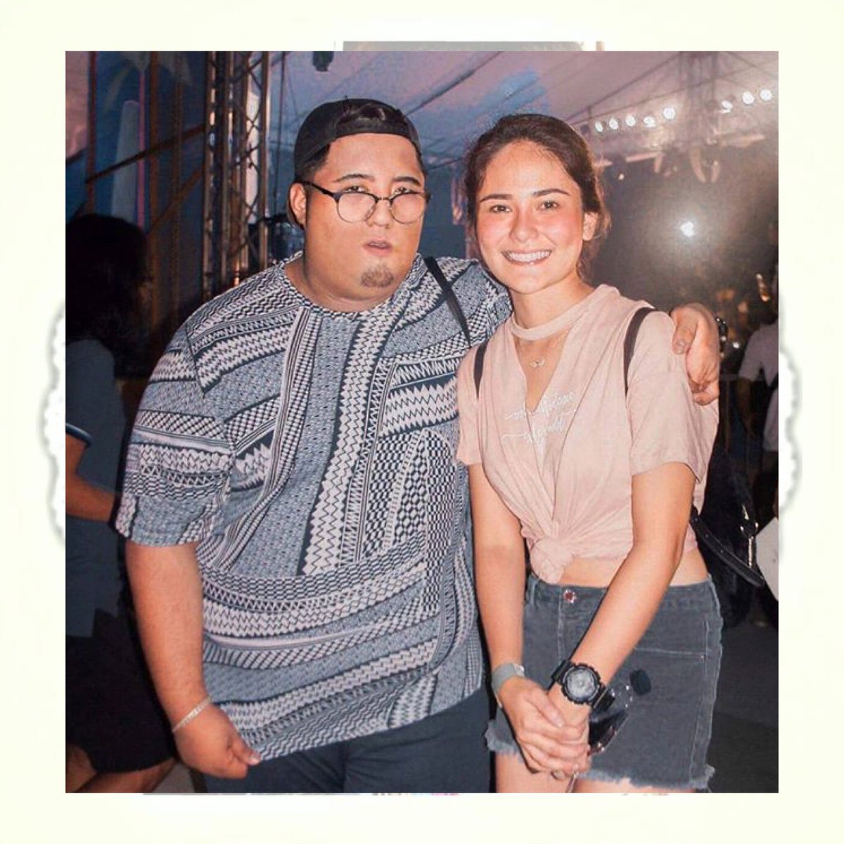 JULIAnatics_OFC's tweet photo. Queen @juliaanovel w/ fans
#JULIAnatics
#JULIAGONOWON
#MissMillennialCamSur https://t.co/VXoOo6keVS
