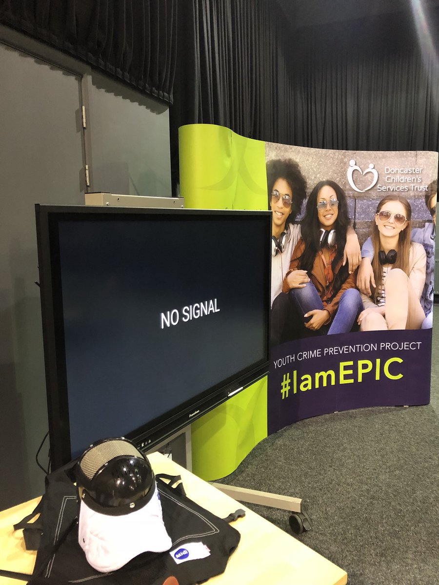 EpicDoncaster's tweet image. @DN_Child We’ve arrived @Legacy_Centre set up and the Screen is fired up and ready. We’re hoping to introduce this to our #EPICLearning Programme working with @Promethean encouraging young people to get interactive with their learning. #DoncasterIsGreat #EPICLearning