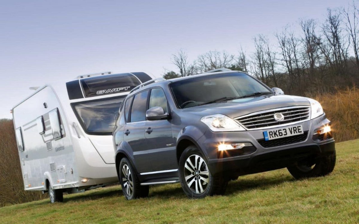 ProofCam's tweet image. Do you know what you can tow? Why some drivers with caravans could be breaking the law this weekend buff.ly/2xFQf49