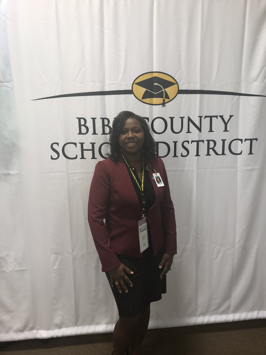 _rosataylor's tweet photo. BCSD Leadership Symposium 2018 #victoryinprogress #bcsd #accountabilityforeveryone @BibbSchools @VAoftheArts @_rosataylor @WLaShonda https://t.co/0SM9OnVbJv