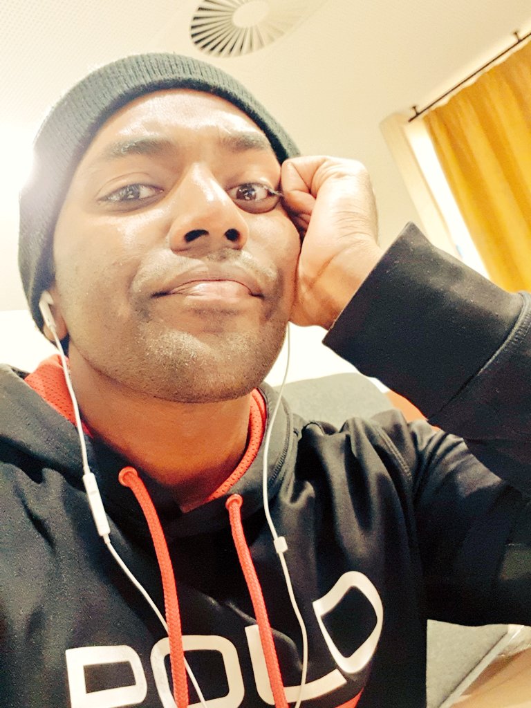 davidbosco_'s tweet photo. It's that time of the month. Exam time. https://t.co/V9wHfklKOk