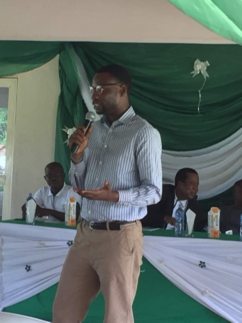 NatureSolomon's tweet photo. @ncfnigeria commemorates the #2018WED with @ecomsaoauife today to #BeatPlasticPollution @SolomonInnov8te and @ApuRiken gives talk and drive members. @ojay_78 @ACTFoundation_ https://t.co/oYgYmVNfs8