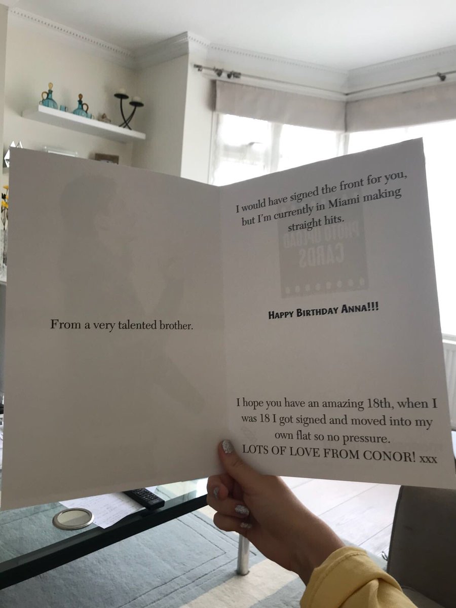 ConorMaynard's tweet photo. Ahhh my little sister got the birthday card I sent her ❤️ https://t.co/a8dPvbBhZ9