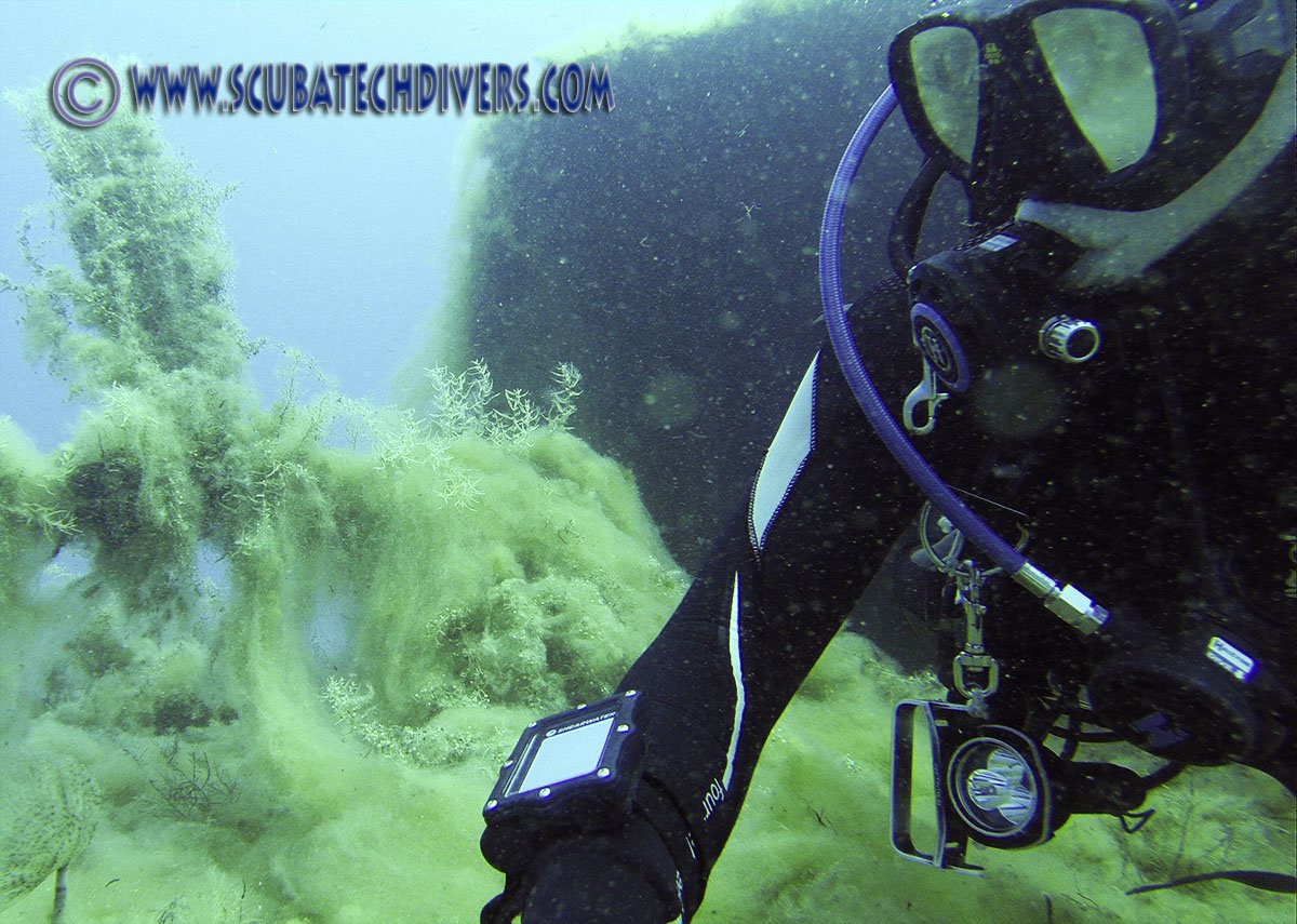scubatechdivers's tweet photo. #PADI #Divemaster @Lucy_Corbett16 gets her groove on with a selfie stick on the #Cyprus #Wrecks
#DiveCyprus https://t.co/cwzyGIcOyz