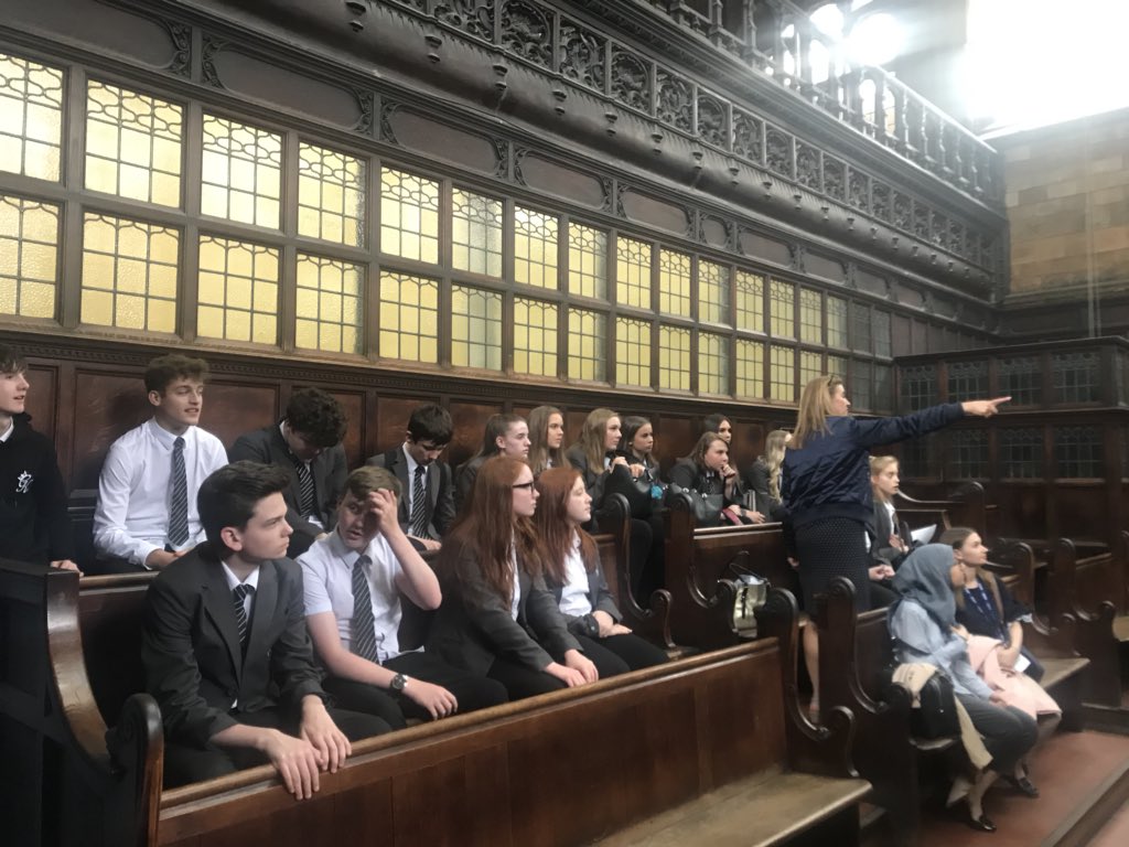 PsychologyNBHS's tweet photo. Year 10 Group 1 GCSE students are visiting Birmingham Magistrates Courts as part of their studies into Criminal Behaviour https://t.co/4GExpd8FqN