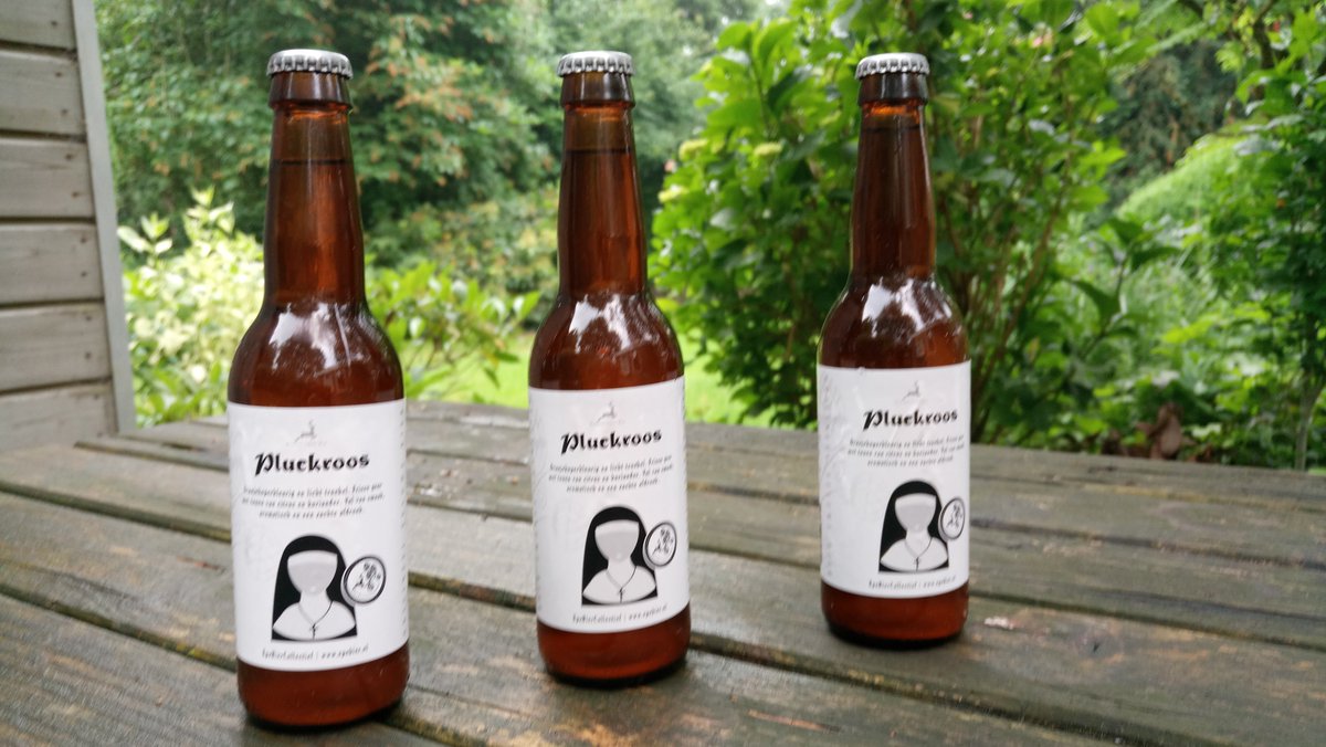 Pluckroos: zaterdag 9 juni om 15.00 uur klotst het kloosterbier in Oene uit de kruiken. Over Ida Pluckroos, de laatste non die daar nog bier brouwde, gaat de voorstelling 'Het kloosterbier uit Nazareth'. Het kloosterbier, Pluckroos, is na de voorstelling te proeven en te koop.