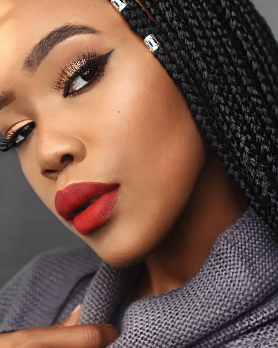 mbalibeauty_xo's tweet photo. @fentybeauty kinda day w/Stunna Lip Paint
Pro Filt'r Primer
Pro Filt'r Foundation 380
#FentyBeauty #GirlTalkZA #makeupe https://t.co/nyHDtR2Anx