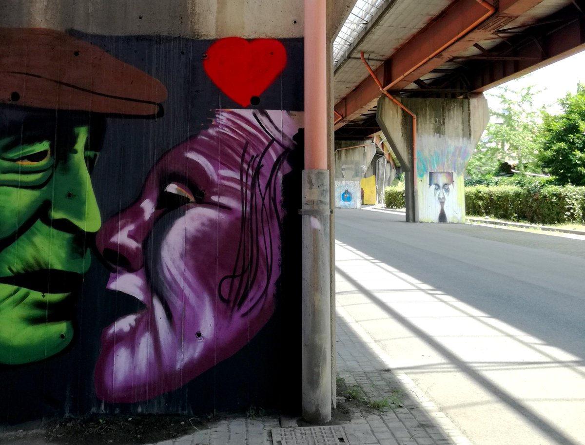 portalegio's tweet photo. #Streetartfirenze! Visita agli #spaziliberi destinati alla #StreetArt della Città di Firenze che possono essere utilizzate liberamente dai #writers.
Ecco i piloni del Ponte all'Indiano.
#Urbanart #graffiti #graffitiart #graffitifirenze #painting #contemporaryart #writersflorence https://t.co/AUpYpMFhQB