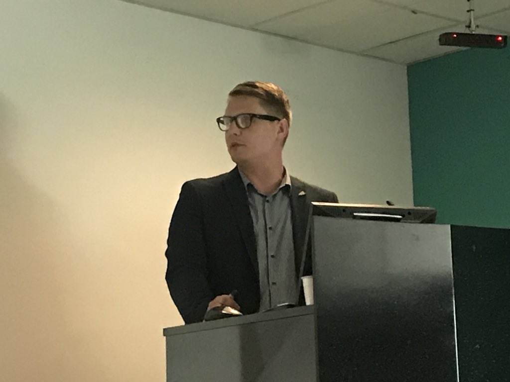 emily_scotney's tweet photo. The amazing @Courtney_Comms - creator of #addenbricks - inspirational creativity with a few bricks and his mobile phone! The challenges of working with next to no budget #PatientTimeConf 🙌🙌🙌 #endPJparalyis https://t.co/L1yhvKFhFu