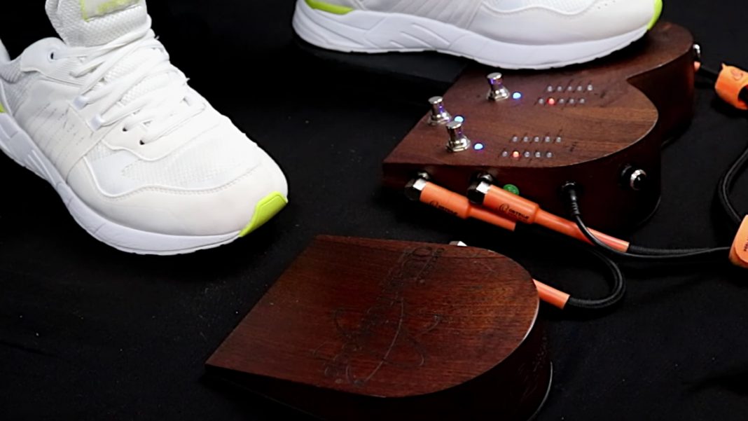 uptone_pl's tweet image. Zobaczcie kolejne video, w którym muzyk – Frank Steffen Mueller @Muellmusic , odkrywa możliwości nowego stompboxa i loopera od @OrtegaGuitars #QUANTUMloop. Uliczni muzycy będą zachwyceni! uptone.pl/gitara/ortega-…