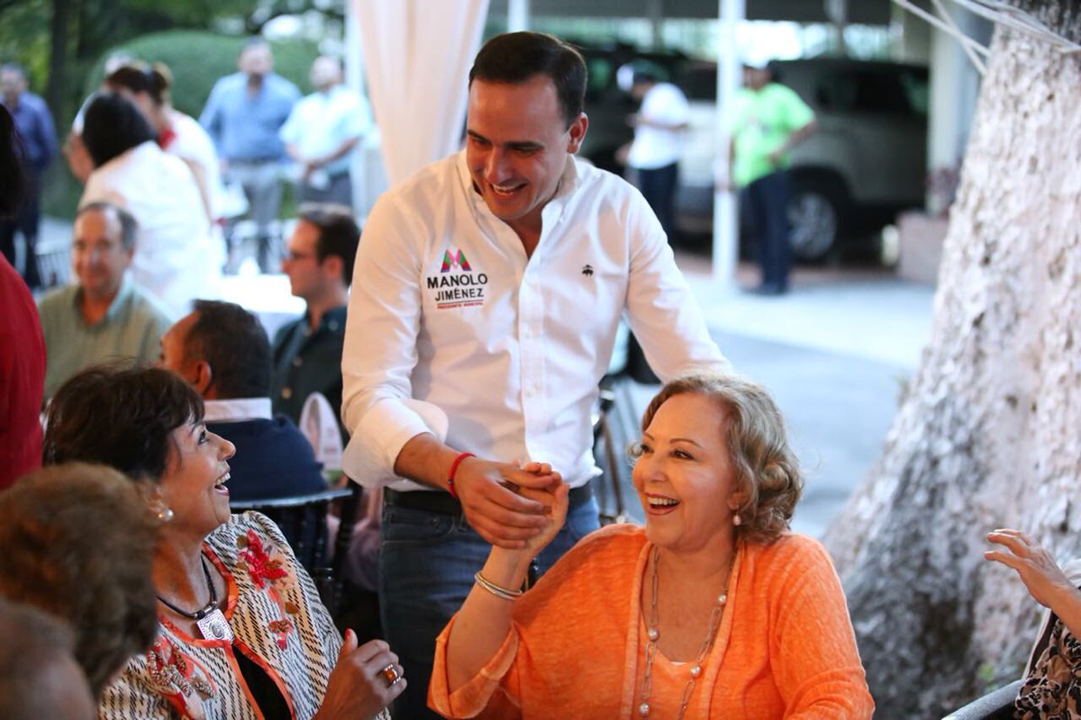 manolojim's tweet photo. El día de ayer cerramos el día con una agradable reunión con un grupo de amigos y familia, donde platicamos nuestras propuestas de trabajo para llevar a Saltillo al siguiente nivel. #SigamosJuntos https://t.co/LGdrQL3sj9
