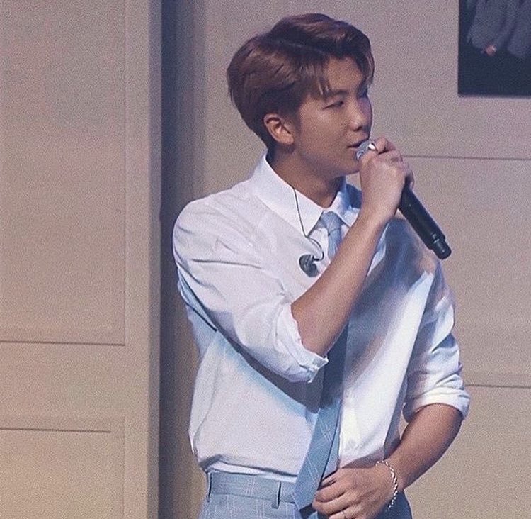 lowqRM's tweet photo. Good morning
어떻게 너희들은?
How are you guys?
I might speak some Korean or German today? https://t.co/0bfykfExtb