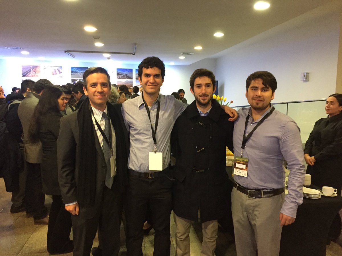 csilvamontes's tweet photo. Equipo de electromovilidad #emuai @ingenieriaUAI en el Lanzamiento de la 5th versión de la Carrera Solar https://t.co/uTaIiXKPf0