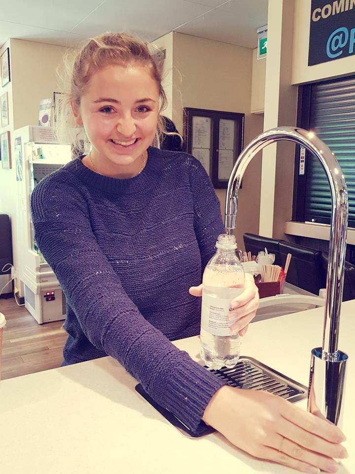 FitzSLO's tweet photo. NEWS: Last month we installed a new water tap in our coffee shop to help reduce single-use plastic bottles in College. It dispenses still and sparkling and its FREE - Happy World Environment Day!
#WorldEnvironmentDay #ThinkGreen #studentlife #fitzlife #university https://t.co/9GrdsqYlhd