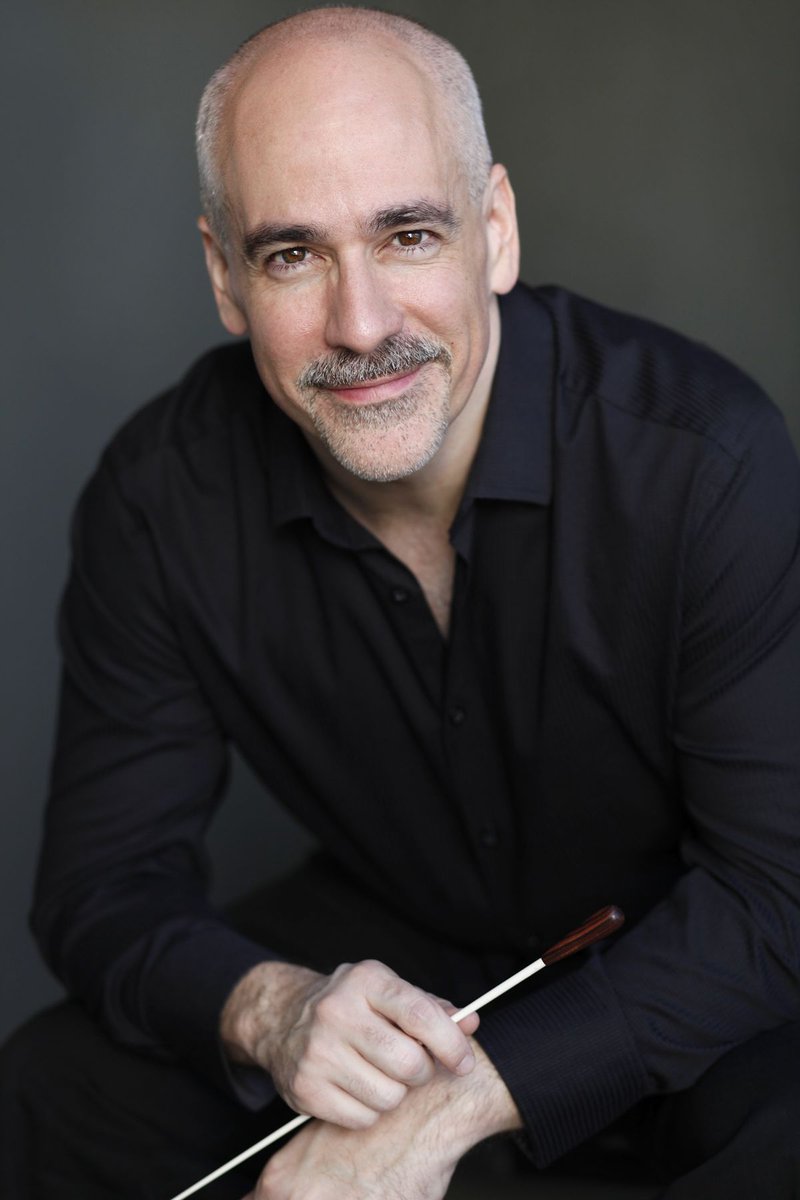 chi_sinfonietta's tweet photo. Happy #InTuneTuesday! We will be celebrating the American immigrant experience by performing Peter Boyer’s heart-tugging “Ellis Island: The Dream of America” in the second concert of our upcoming season, “I.D: Images of Diversity.” https://t.co/R1ghxZeB5A