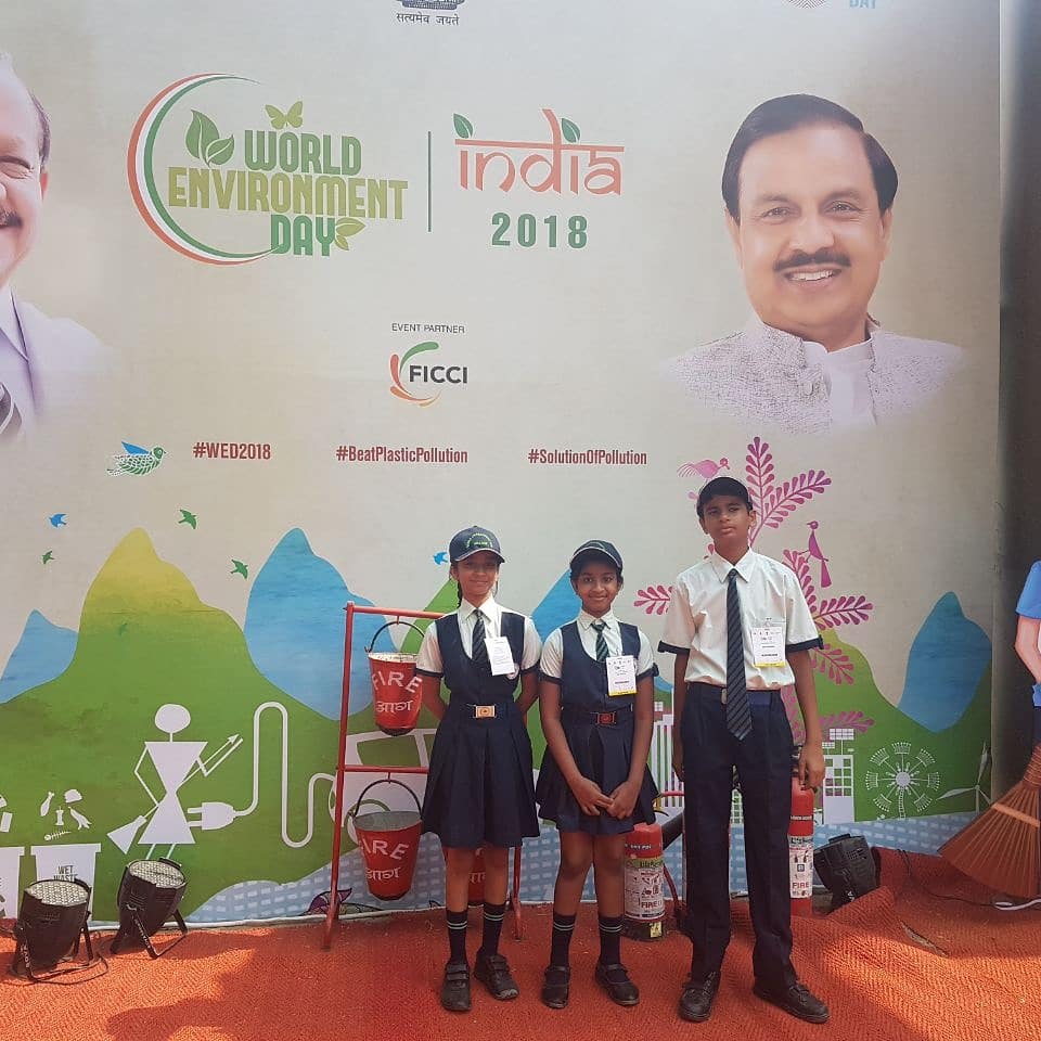 PetalsOfficial's tweet photo. On the occasion of World Environment Day #EnviroQuiz was organised by #TERI and #CMSVATAVARAN on 3rd June , at Exhibition Area, Vigyan Bhawan in the presence of Honourable Minister Dr. Harsh  Vardhan. Students from  #PetalsWorldSchool also got the chance to participate in. https://t.co/bXyaM2zoEp