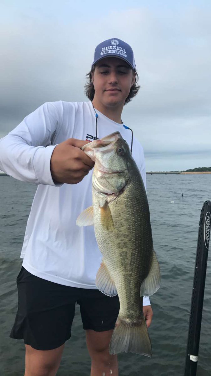 Hughes_Zach's tweet photo. Even the big kids get excited about Lake Fork bass. https://t.co/pBAUEyCi5x