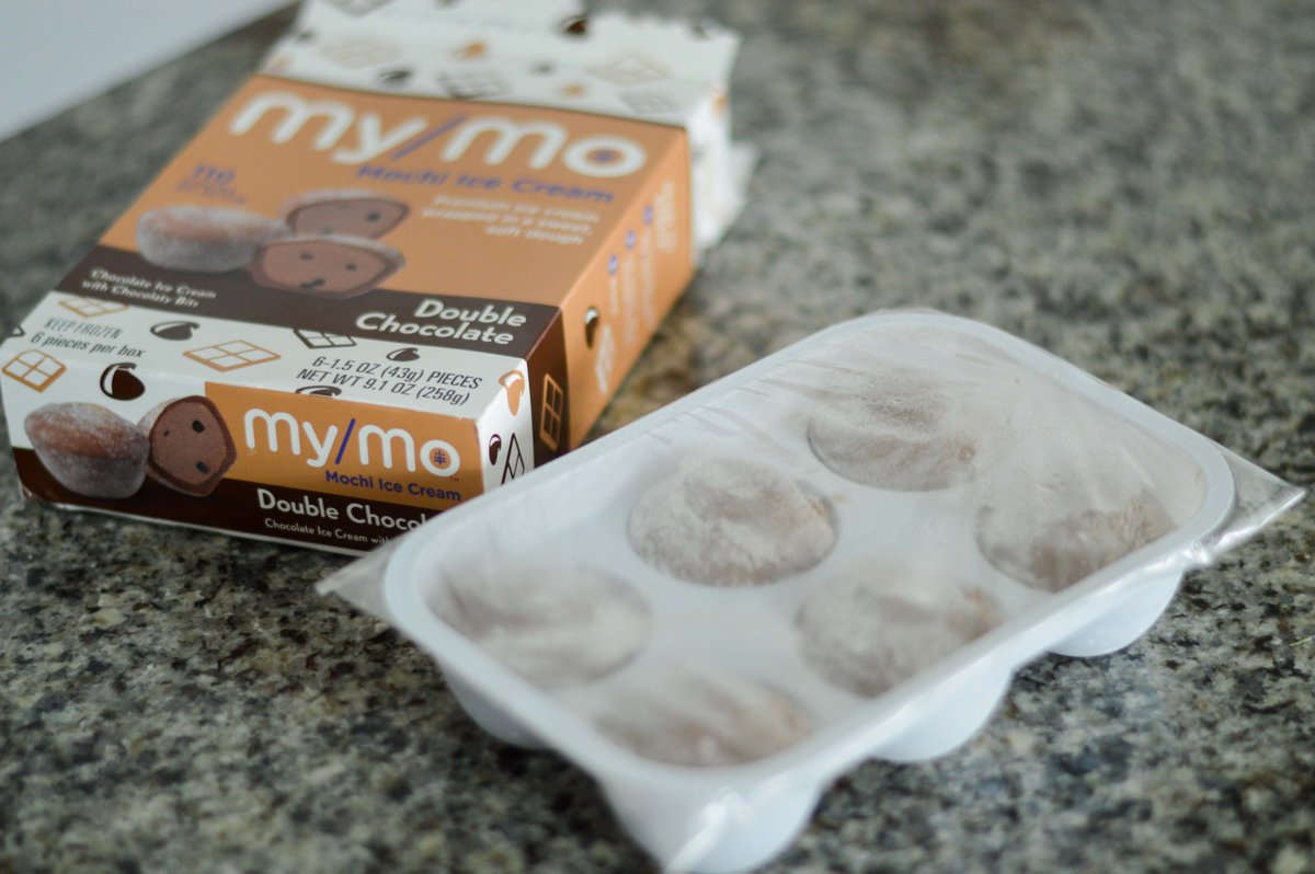 millennialotm's tweet photo. ICYMI: @CavitWines Rosé + @MyMo_Mochi Ice Cream = my new fave summertime treats! I tried these products out thanks to the @BabbleBoxxTeam &amp; I couldn't love them more. Click to read about them: https://t.co/MngYD88TkZ 
#Ad #BBSpringCool #MyMoMochiIceCream #HowDoYouMyMo #ThisIsMyMo https://t.co/SQS8NPedGr