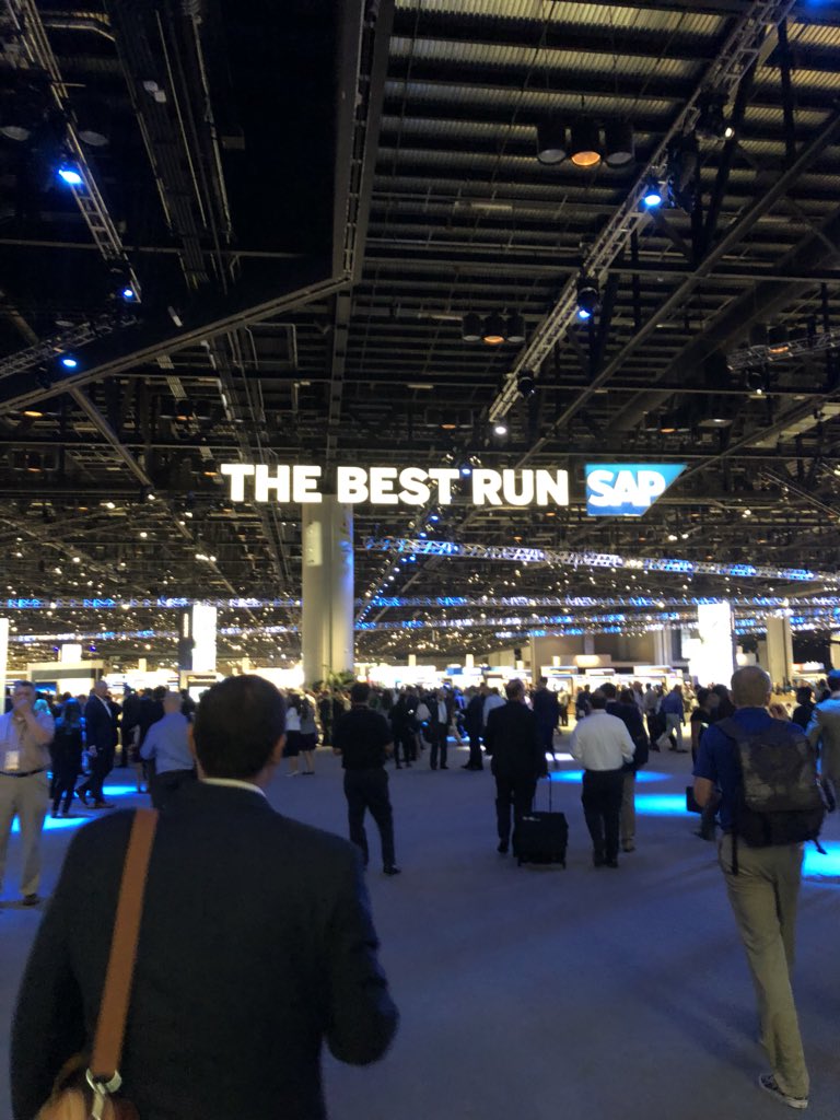 Excited to be at #SAPPHIRENOW <a href="/Accenture_HCM/">Broken Link Hijacking</a> <a href="/AccentureTech/">William Duvall</a>