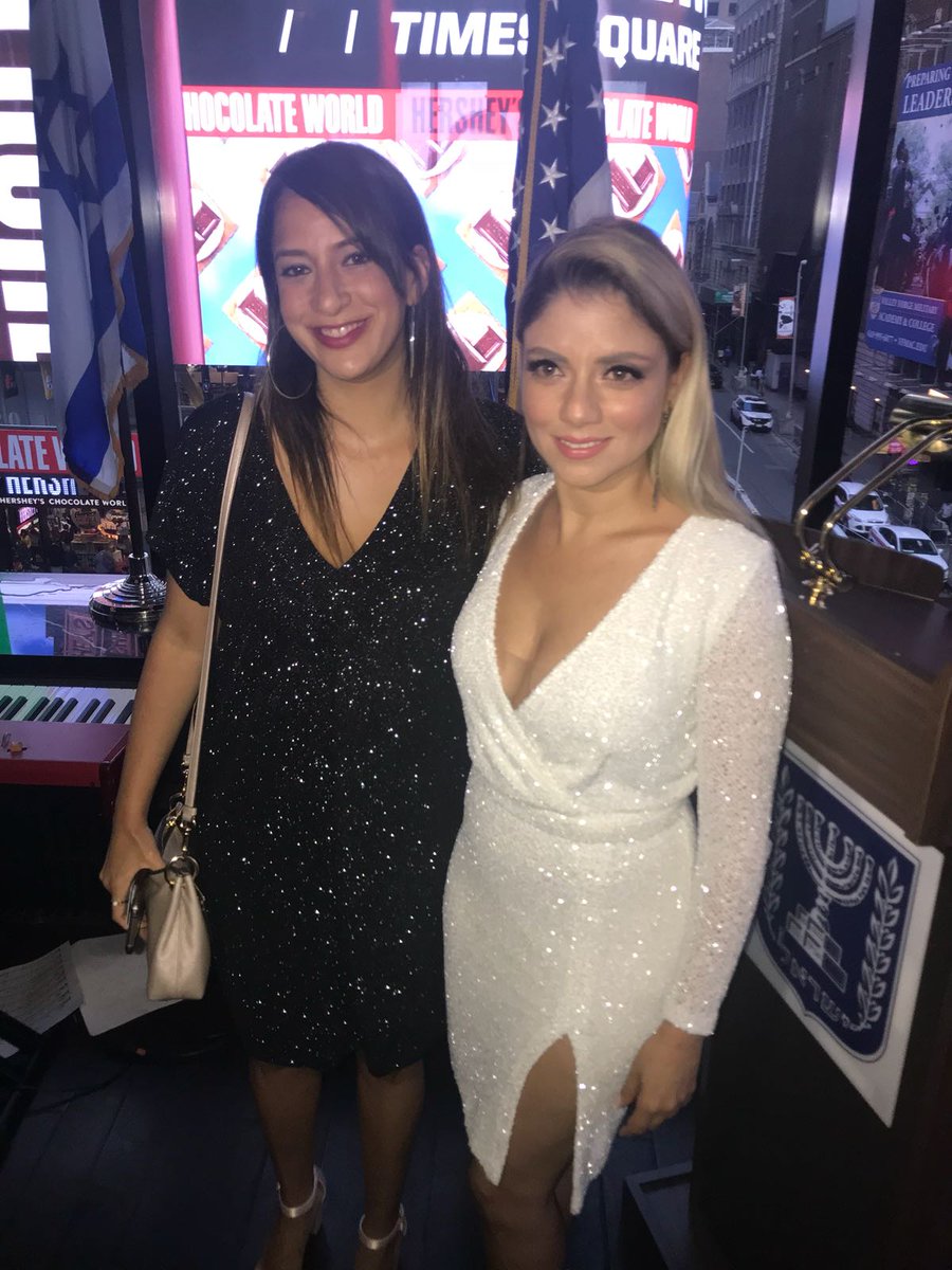 AlmogElijis's tweet photo. #Israel was definitely in a #NewYork state of mind last night- rocking on stage at Times Square. Thanks to everyone who contributed to this amazing night & thank you #America! 🇺🇸🇮🇱
#Israel70TimesSquare https://t.co/Ms7QBP3ub1
