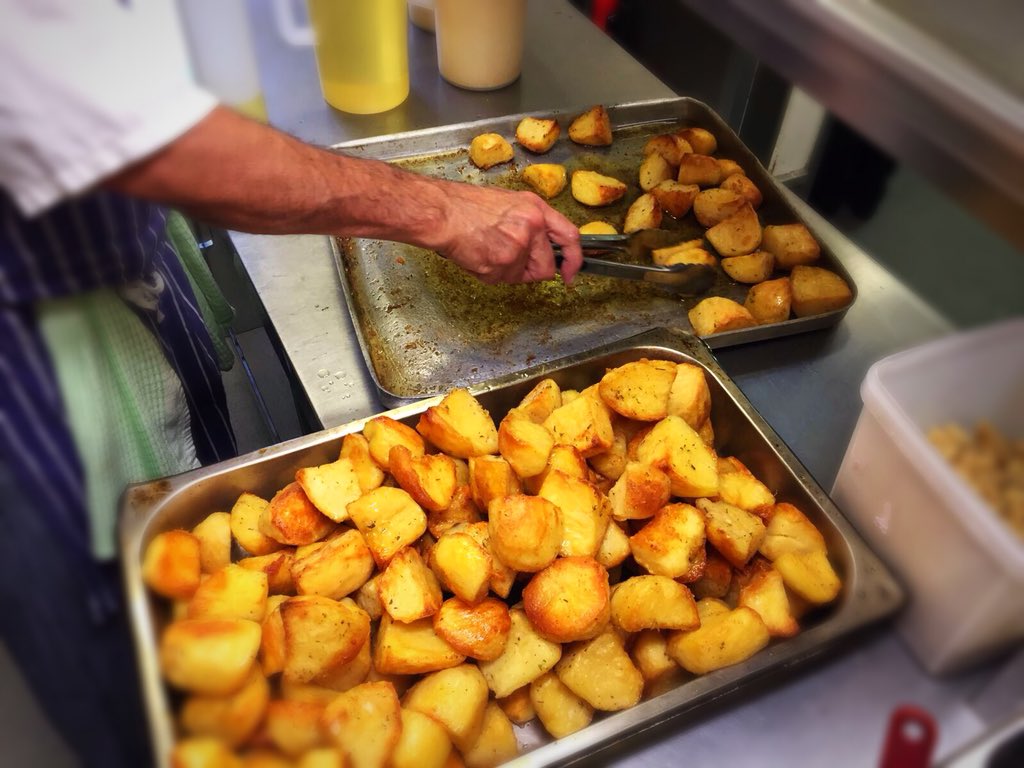 Race on over to <a href="/swaninnub9/">The Swan Inn</a> for a seasonal roast this #FatheringSunday &amp; Dad can enjoy a pint on us! Book your table today: swaninndenham.co.uk/booking/