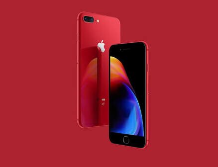 Juliano_Fleck's tweet photo. Só eu tô sonhando com um iPhone 8 Plus RED?? Passo quase todas semanas na @lojaiplace pra ver se o preço da uma baixada. Por enquanto tá só no sonho! #AhLáEmCasa #Apple #iPlace #iPhone8RED https://t.co/xyb3Au3ZpW