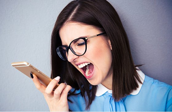 PhonesRFixed's tweet image. We call this... #ShatteredScreenFace. We know how much you paid for a new #iPhone or #Samsung device, and drops happen. We can repair it for about 30% cheaper than those other stores. Contact us at phonesrfixed.com for a free estimate today! 

#Syracuse #Oswego #CNY #NY