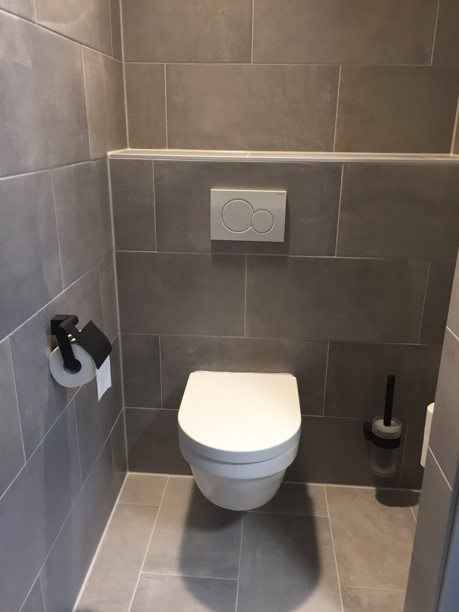 Bertil_Bouma's tweet photo. Toilet renovatie mogen doen bij @Lichttotaal! Veel plezier met jullie nieuwe toilet! https://t.co/zzIxuxvWfJ