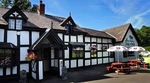 ShropshireCycle's tweet photo. I seem to have neglected to mention another potential stopping off point / landmark on our 35 mile route on Sunday 10th............will you cycle passed?.............🍻🚴‍♂️😬😎 https://t.co/KyP1O2o1Jc