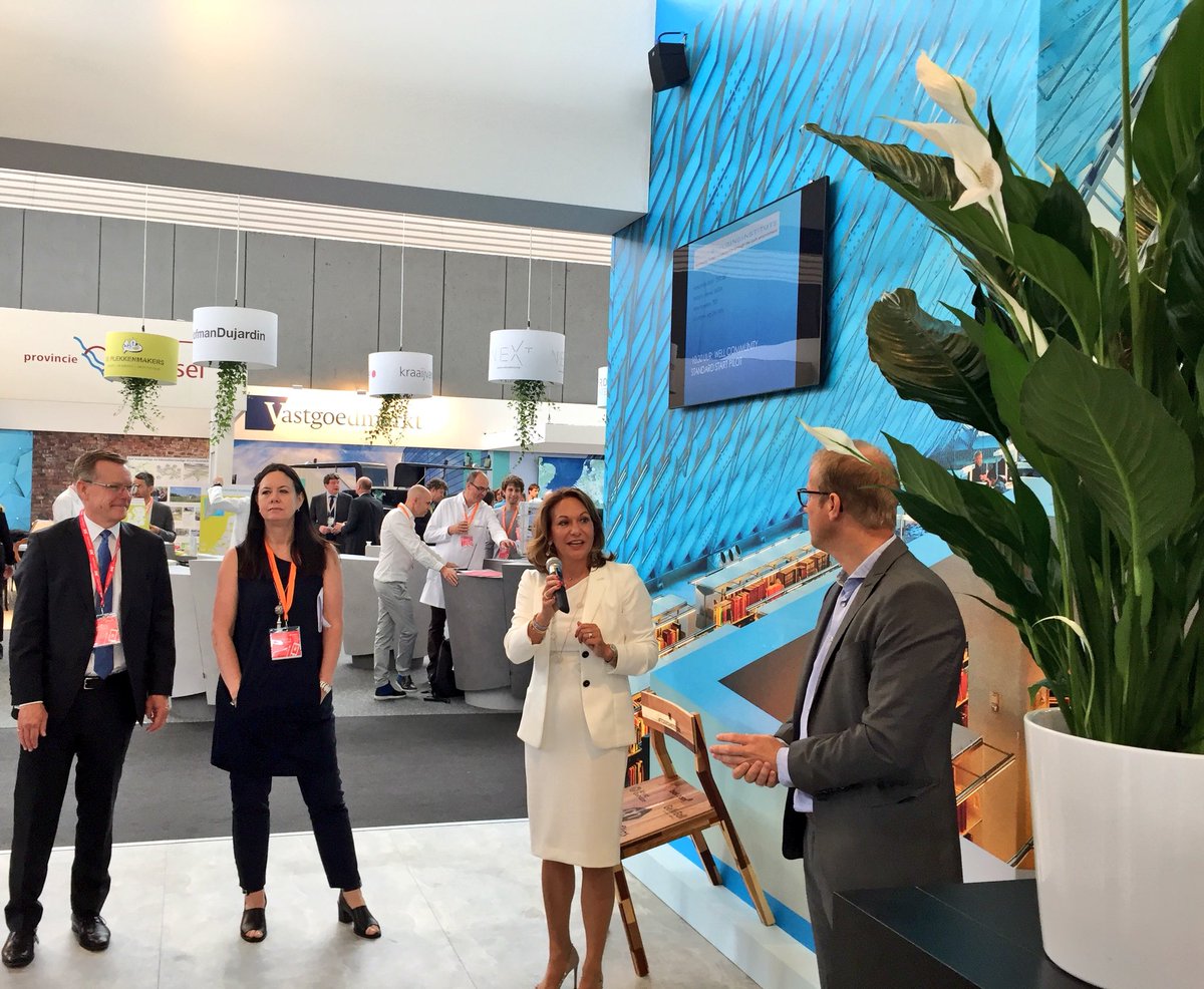 WELLcertified's tweet photo. We’re off to a great start at #PROVADA in Amsterdam with our local market partner #BlueBuildingInstitute! For a complete schedule of WELL sessions, visit https://t.co/mxQ8R1i6Ih #WELLEurope @PROVADAre https://t.co/Vt79KpfDzp