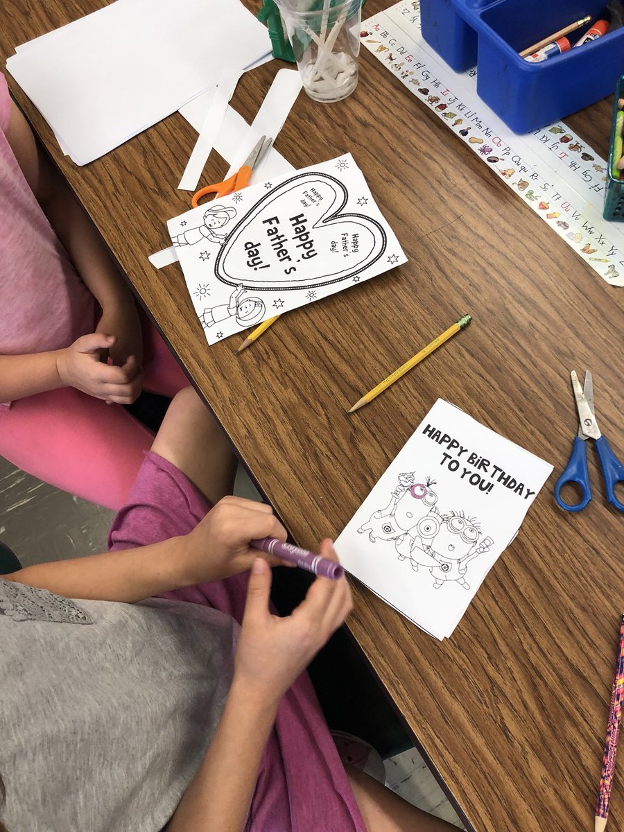 MsColgan1's tweet photo. What better way to learn about the difference between goods and services then creating a classroom mall? First Grade is working hard to earn #colgancash #producers #consumers #sellers https://t.co/2F16ns89oC