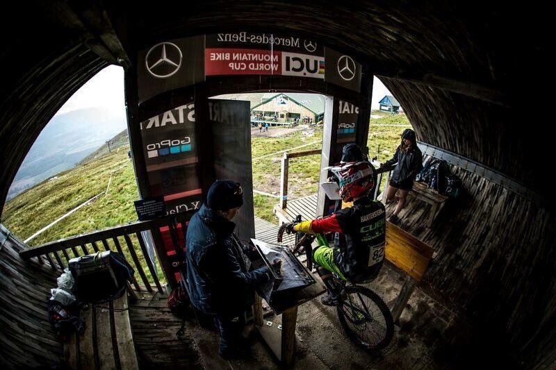 CUBEBIKESNL's tweet photo. Afgelopen weekend reden Matt Walker &amp; Max Hartenstern de Downhill Word Cup in het legendarische Fort William. 

#cubebikes #becube // 📸 Nathan Hughes https://t.co/JTyMUIb0wT