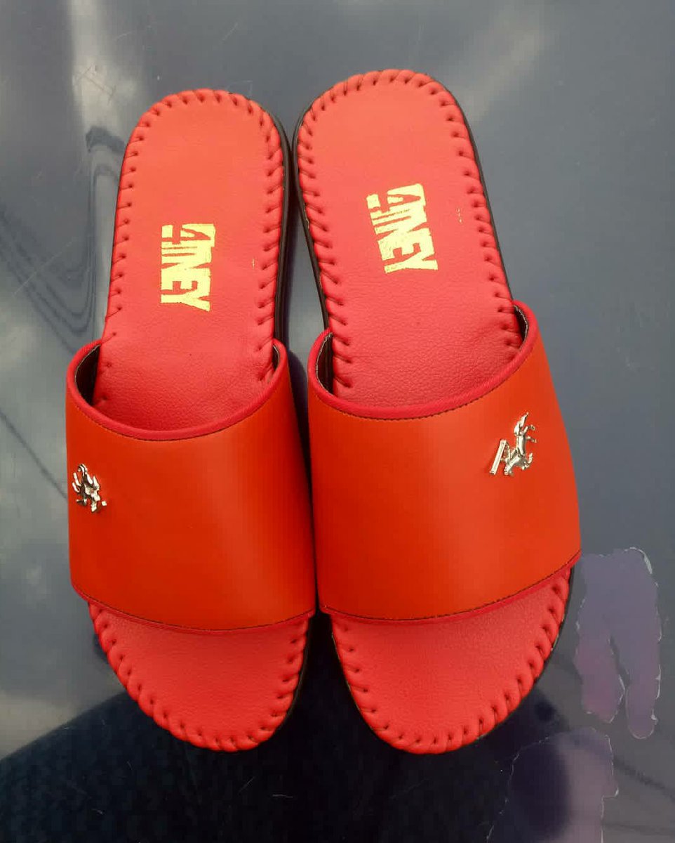 4tneys's tweet photo. For well detailed, uniquely crafted handmade footwear, belts, wallets, key holders...
📱 07084882282.
Affordable yet quality assured.
•
Via @4tneys
•
#JuwonRayMedia #JR_M
#madeinnigeria #shoes #slippers #sandals #wallets https://t.co/YmdARurkz3