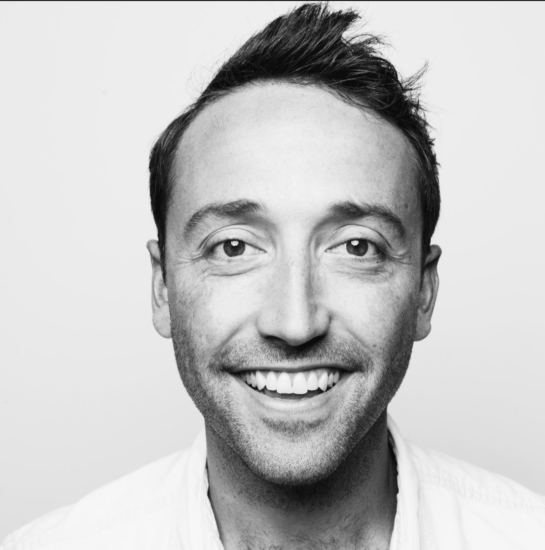 .<a href="/GizmodoMedia/">Gizmodo Media</a>’s SVP of Business Development <a href="/ryanvailbrown/">rvb</a> has been named to <a href="/Digiday/">Digiday</a>'s Changemakers list of ‘people who are busy creating the future of media and marketing’ 

More here: bit.ly/2sKVB8K
#DigidayChangemakers