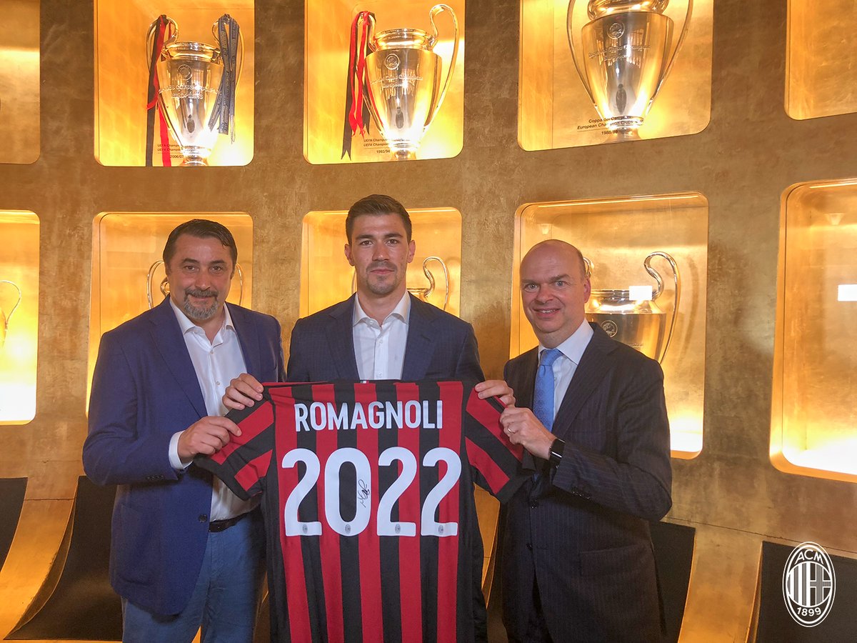 Alessio Romagnoli signs with AC Milan until 2022, Source: AC Milan Twitter